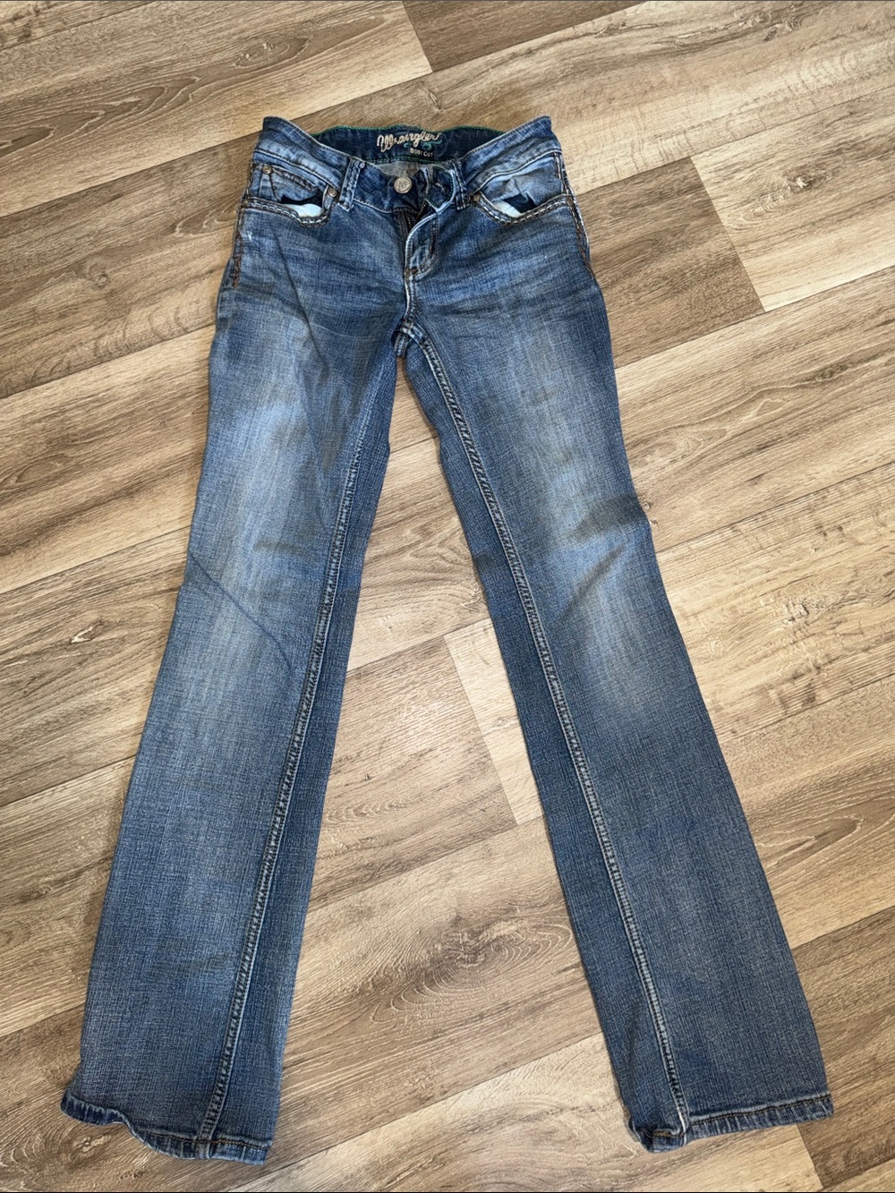 Wrangler Women's Faded Blue Bootcut Jeans